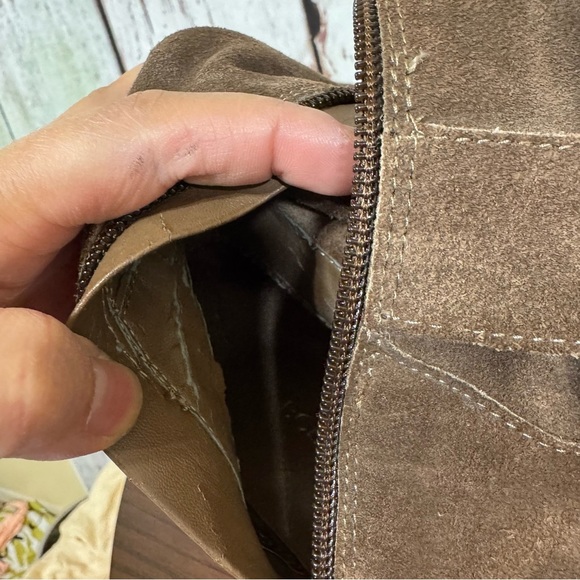 BCBGeneration women’s Brown Suede Leather above the Knee-High Boots size 6.5 GUC - Picture 4 of 14